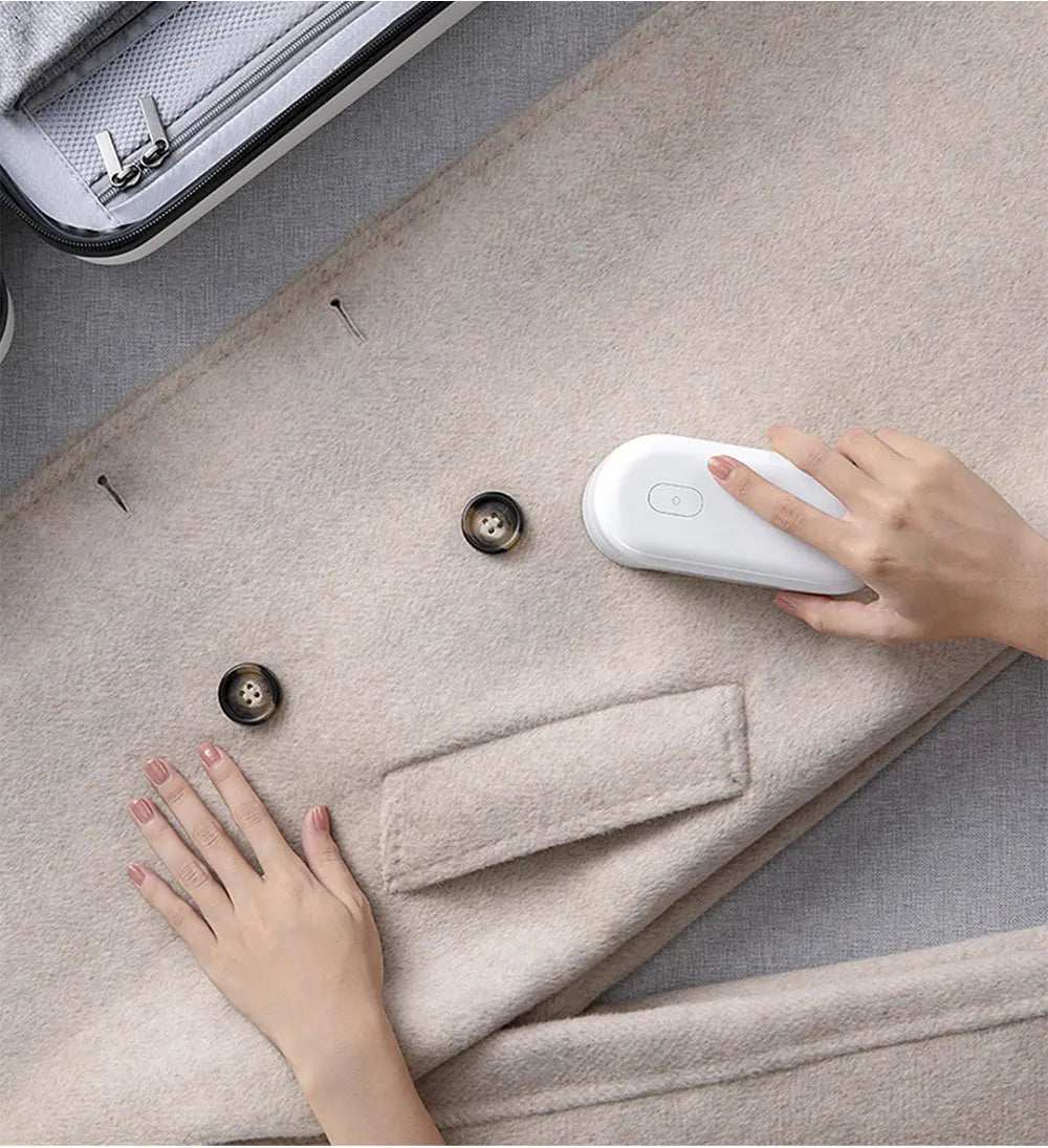 Fabric Shaver, Electric Lint Remover for Clothes. Rechargeable and Portable!